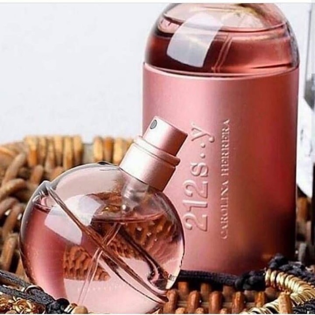 Herrera 212 sexy น้ำหอมแท้แบ่งขาย