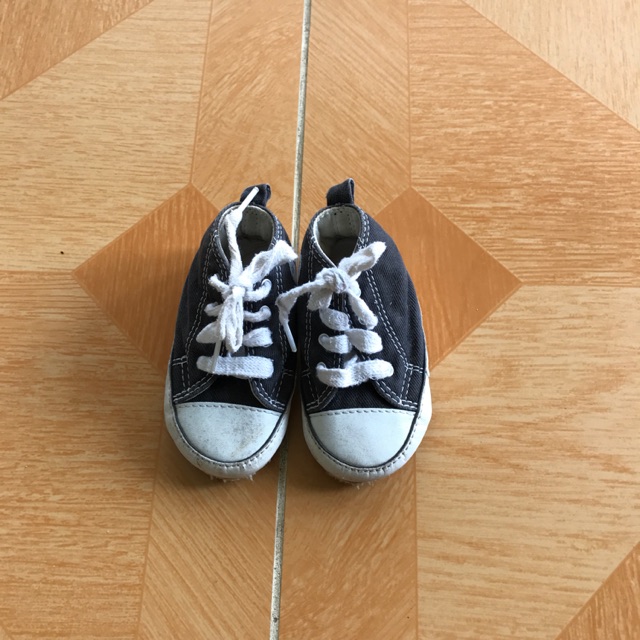 รองเท้าเด็กมือสอง converse Sz. 12 cm.