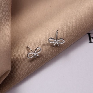 ต่างหูรูปโบว์ • Ribbon Earrings