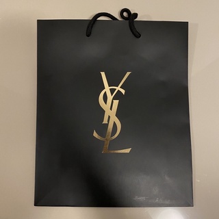 ถุงกระดาษใบใหญ่  YSL