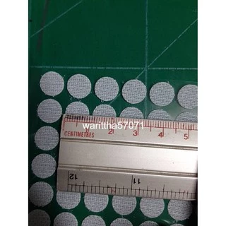 ตีนตุ๊กแก วงกลม มีกาวในตัว 1cm. /1.5cm. / 2cm. /2.5cm. สีขาว/ดำ