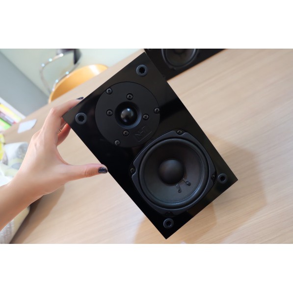 NHT SuperZero 2.1 Mini-Monitor Speaker ลำโพงบุ๊คเชลล์ 2ทาง ลําโพงตู้ปิด