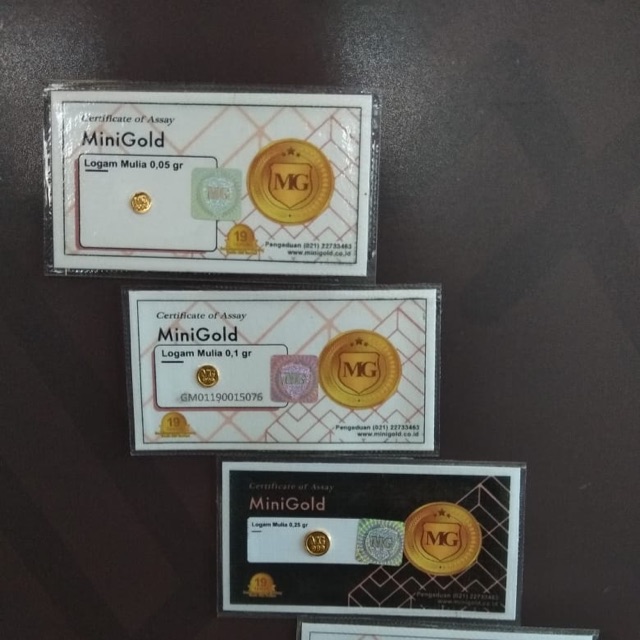 Mulia Minigold โลหะ 0.5 กรัม, 0.5 กรัม, 0.5 กรัม, 0.25 กรัม