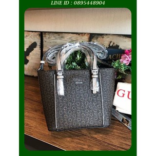 กระเป๋าถือหรือสะพายข้าง GUESS Factory Womens Diem Logo-Print  Mini Tote Bag กระเป๋าถือหรือสะพาย วัสดุpolyesterกันน้ำได้