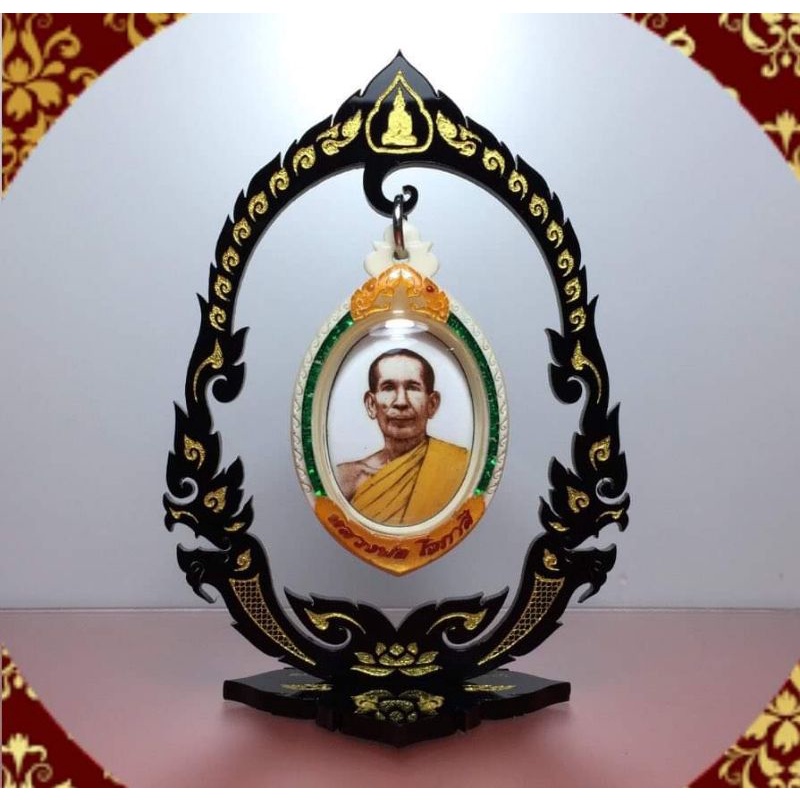 ซุ้มแขวนพระตั้งโชว์ดำทอง