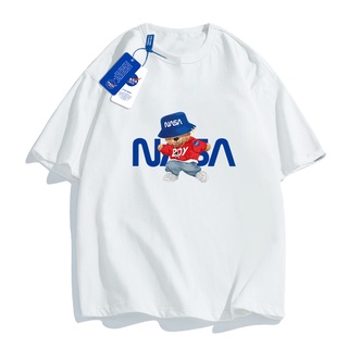 [100% Cotton] เสื้อยืดแขนสั้น ผ้าฝ้าย พิมพ์ลายหมี NASA ทรงหลวม เข้ากับทุกการแต่งกาย แฟชั่นฤดูร้อน สําหรับผู้ชาย และผู้หญ