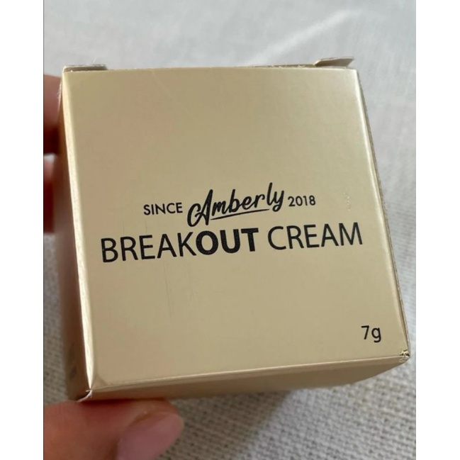 Breakout CREAM + By Amberly Beaute