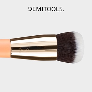 #002 แปรงรองพื้น หัวกลม คาบูกิ - Round Foundation Brush