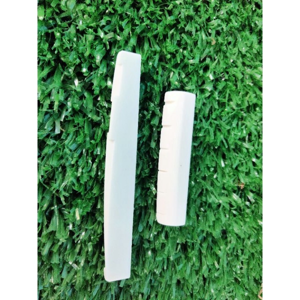 Nut&Saddleกระดูกแท้_สำหรับกีต้าร์โปร่ง กระดูกแท้ไม่ใช่กระดูกอัด เสียงดี กังวาล ได้ครบชุด2ชิ้น