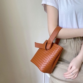 [พร้อมส่ง] Weave Mini Bag 🔥