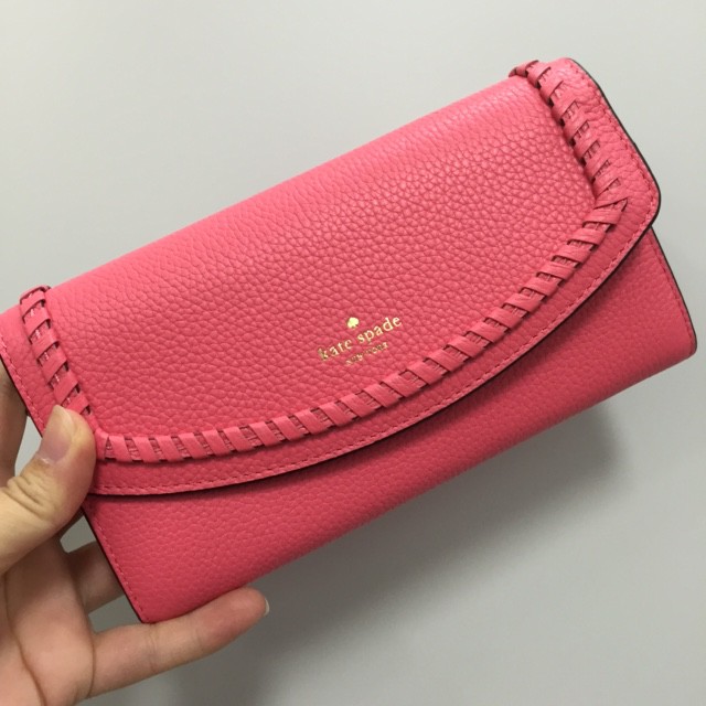 ของแท้!! พร้อมส่ง!! KATE SPADE กระเป๋าสตางค์ ใบยาว สีชมพู สวยหวาน