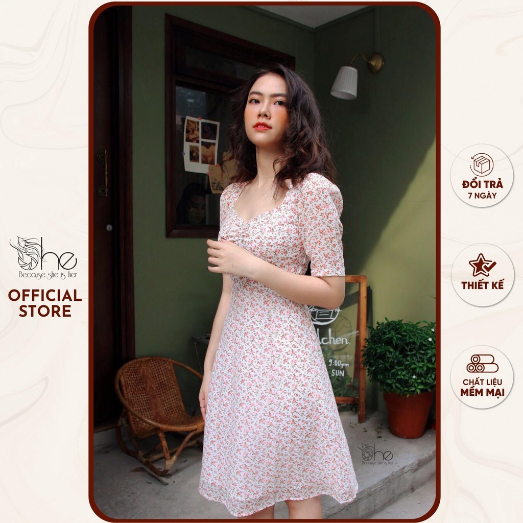 เธอออกแบบคอสี่เหลี่ยมชุดเดรสลายดอกไม้ชุดทํางานผู้หญิงพื้นฐานเรียบง่าย SDX88