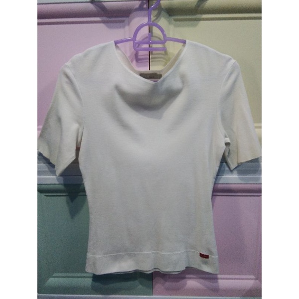 เสื้อยืดสีขาวจาก U2 🍙