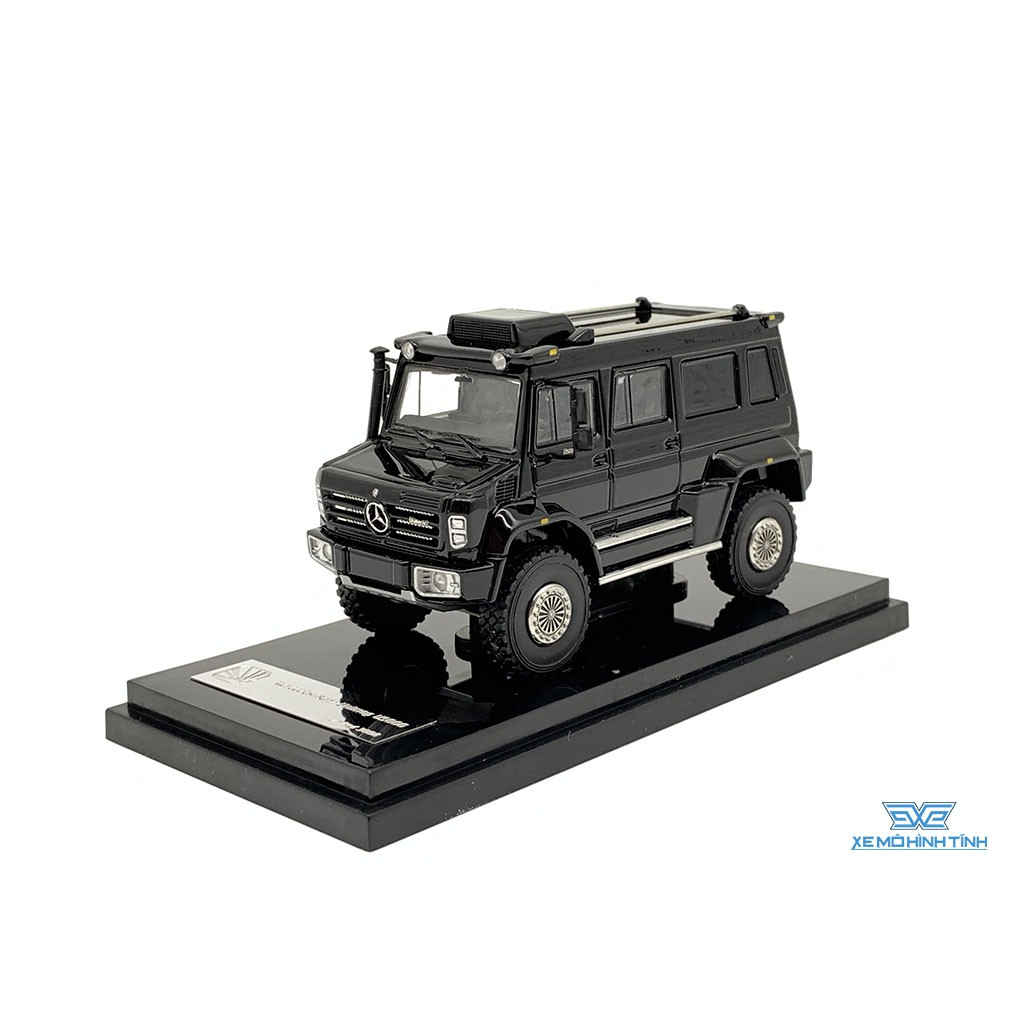 Mercedes-Benz Unimog U5000 รุ่นแสงเทพ 1:64 (สีดํา)