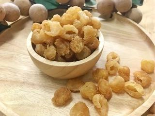 (สินค้าOTOP) ลำไยอบแห้งเนื้อสีทอง ขนาดลูกใหญ่ น้ำหนัก 1 kg หอมกลิ่นลำไยแท้ หวานธรรมชาติ ไม่ใส่น้ำตาล