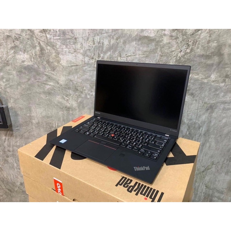 Thinkpad X1 Carbon  (5th gen) Cpu i7 gen 6 ram 8 Nvme 256 GB