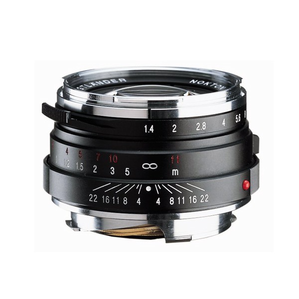 Voigtlander 40mm f1.4 Classic M-mount with lens hood LH-6