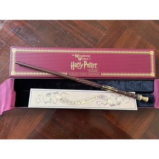 ไม้กายสิทธิ์ จากเรื่อง แฮร์รี่พอตเตอร์ รุ่น interactive Collectors Edition wand รุ่นปี 2022 harry potter wand