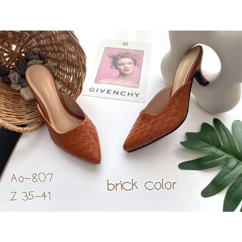 Niwa shoes รองเท้าสตรี ส้นสูง รหัสA0-807 หนังPU นิ่ม ใส่สบาย  ความสูง 2.5