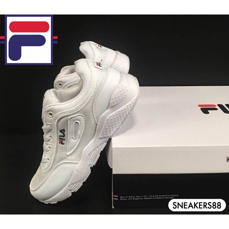NEWSNEA ฟีล่าขายดี ] รองเท้าผ้าใบFILA ลดอีก100฿ [ใช้โค้ด