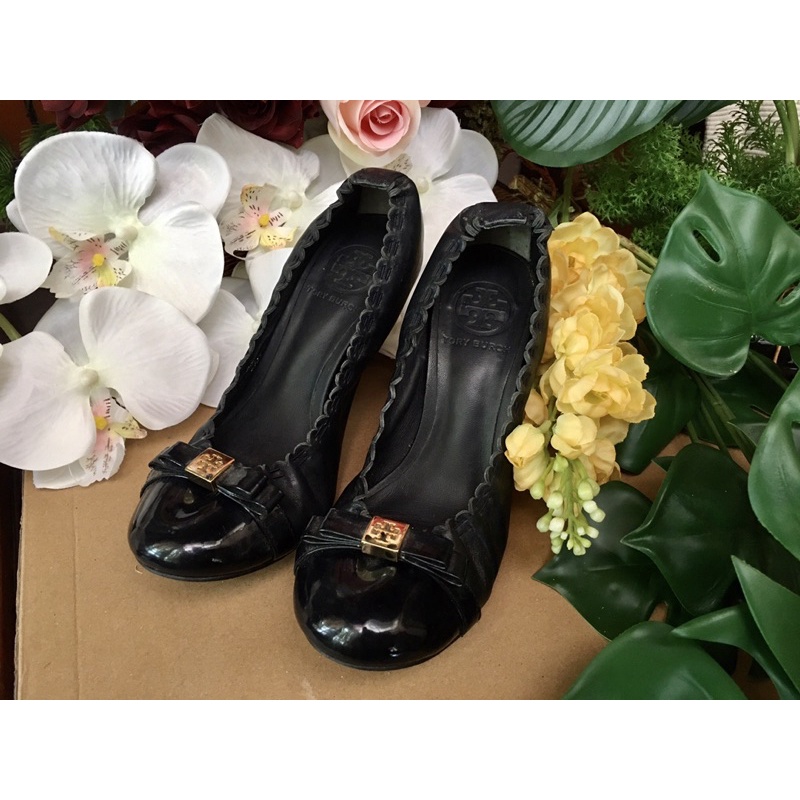 TORY BURCH รองเท้าส้นสูงหนังสีดำ แท้