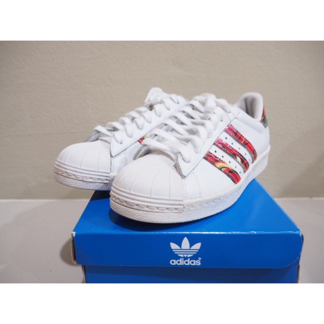 รองเท้า Adidas Superstar 80s Rita Ora White Dragon แท้ 100% !!!