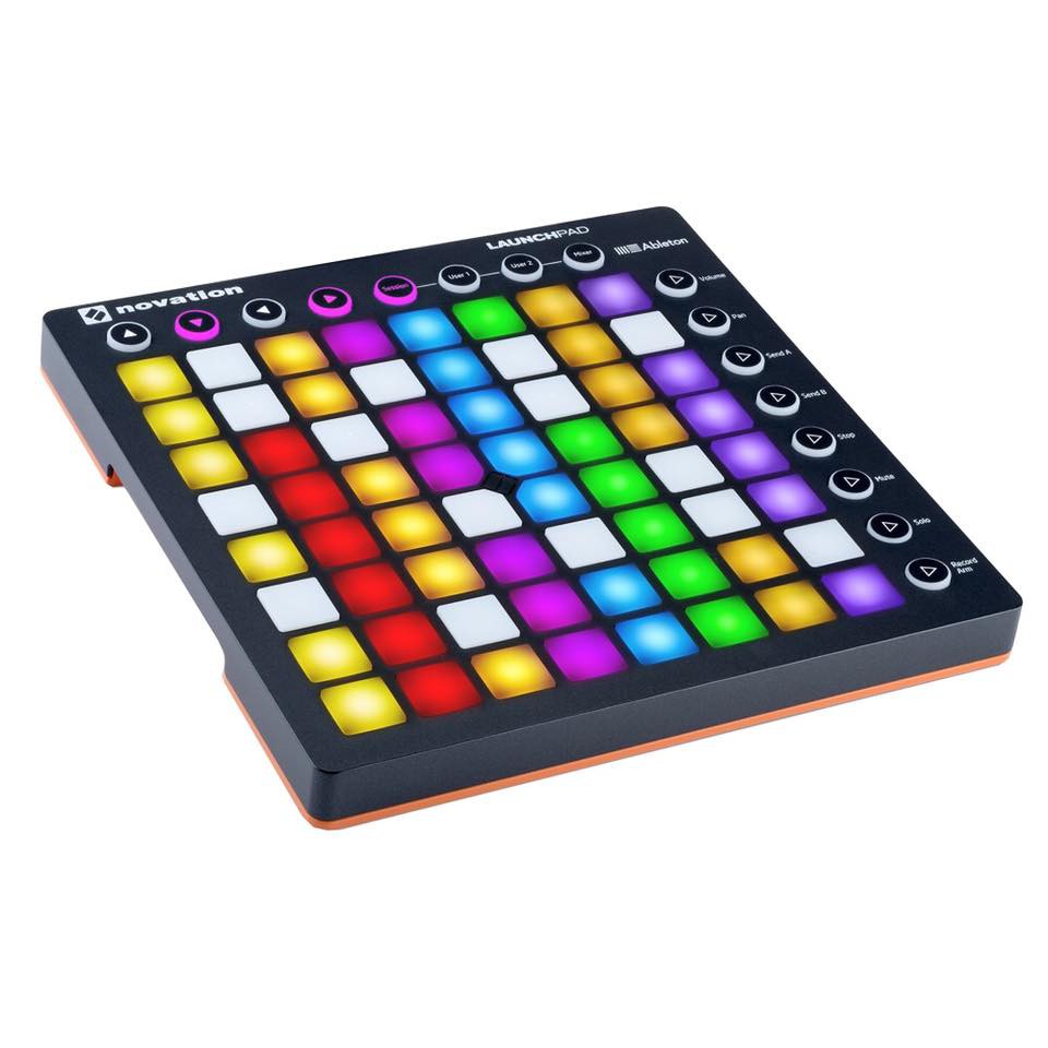 Novation : Launchpad MKII. เครื่องดนตรี เครื่องเล่นดนตรี