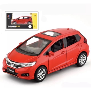 โมเดลรถเหล็ก Honda JAZZ สเกล1:32 มีเสียงและมีไฟ รายละเอียดสวยเป็นงานโมเดลแบบตั้งโชว์