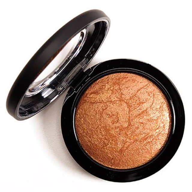 MAC Mineralize Skinfinish Natural  : สี Gold deposit