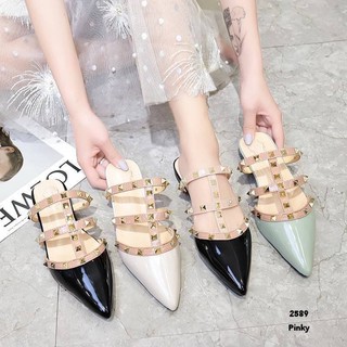 ***เชคสินค้าก่อนสั่งซื้อ***พร้อมส่งรองเท้าเปิดส้นหัวแหลม Style Valentino