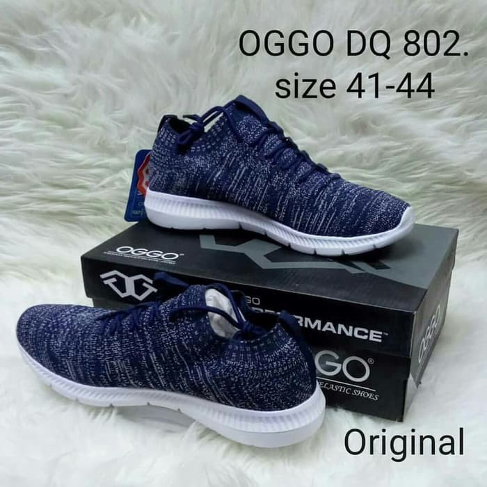 รองเท้าผ้าใบ Oggo สําหรับผู้ชายประเภท DQ 802