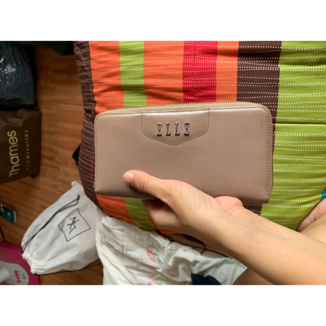 ❌❌ขายแล้วจ้า❌❌กระเป๋าตังค์elle ของแท้