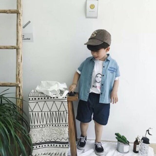 เสื้อยีนส์เด็กแนว คอปกแขนสั้น มีกระดุมหน้า