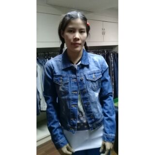 แจ๊กเก็ตยีนส์เเนวๆ สวยจร้า