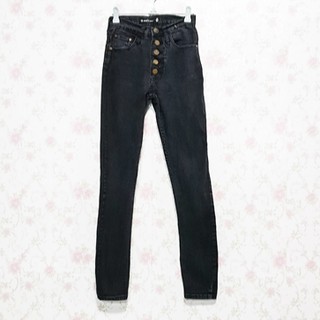 กางเกงยีนส์มือสอง ผ้ายีนส์ยืดสีดำ ไซด์M  Brand B-On Jean (J-060)ส่งฟรีพัสดุลงทะเบียน