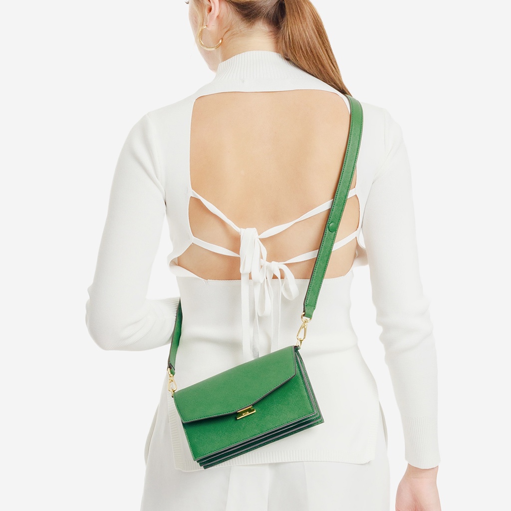 VERA PARKER สายสะพายปรับระดับได้ ใช้ได้ทั้งแบบ Shoulder และ Crossbody ตัวล็อคฝากระเป๋าชุบเคลือบทอง 18K Click lock