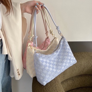🐋 ใส่โค้ดลดเพิ่ม — กระเป๋าสะพายลายตารางนุ่ม pierre bag