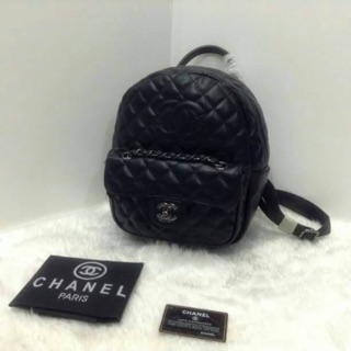 กระเป๋าเป้ Chanel 8"