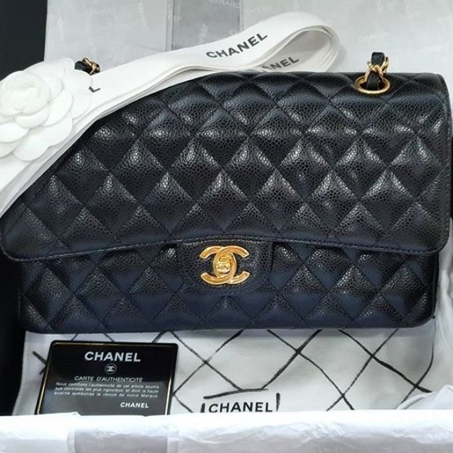 Very like new Chanel Classic 10" caviar holo 25