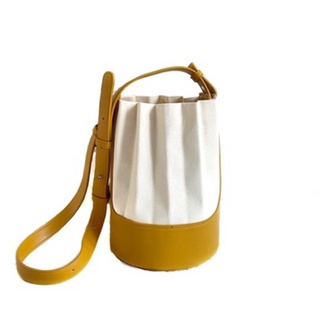 Canvasy Pleats Bag - mustard กระเป๋าพลีทแคนวาส