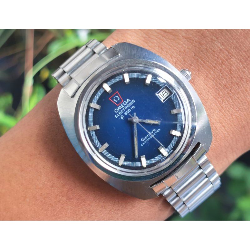 นาฬิกา​ข้อมือ​Omega​ ​Geneve​​ Chronometer​ Electronic​ F300Hz Cal.1250​ Swiss​ Made​ แท้​ มือสอง​