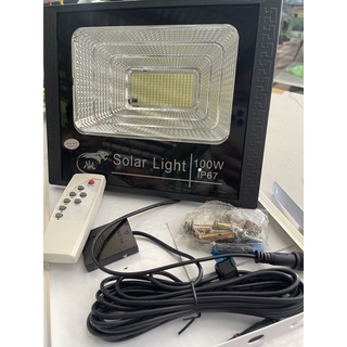 พร้อมส่งที่ไทย❌❌100Wไฟโซล่าเซลล์ แสงสีขาวSolar Lightsไฟสปอร์ตไลท์ โซล่าเซลล์ โคมกันน้ำและป้องกันฟ้าผ่าไฟโซลาร์เซลล์