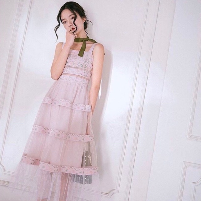 Used เดรส Dress powder embroider pink girl size S On december 25 on.december25