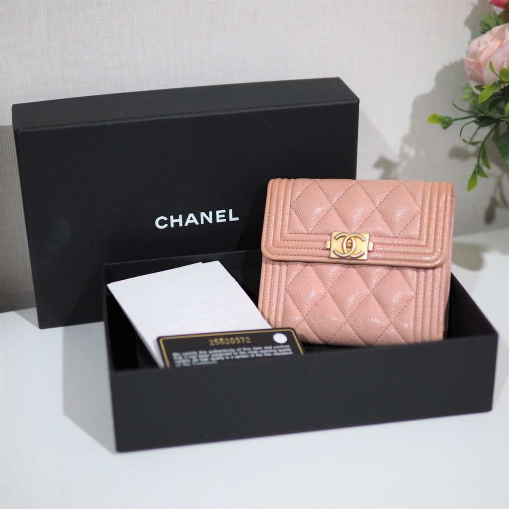 ‼️SOLD ‼️Used CHANEL Caviar Quilted Small Boy Wallet 💕