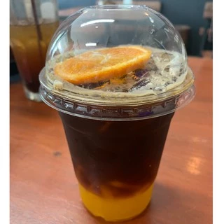 กาแฟคั่วEspresso สีส้ม ผสมผสานระหว่างอราบิก้ากับโรบัสต้า หอมกรุ่น เนื้อแน่น ข้มข้นสู้นม 1 kg