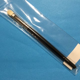 Hakuhodo J242 แปรงแต่งหน้า แปรงอายแชโดว์