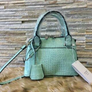 Zara croc mini city bag 
กระเป๋าถือและสะพายขนาดเล็กหนัง PU ลายจระเข้ ทรง Alma