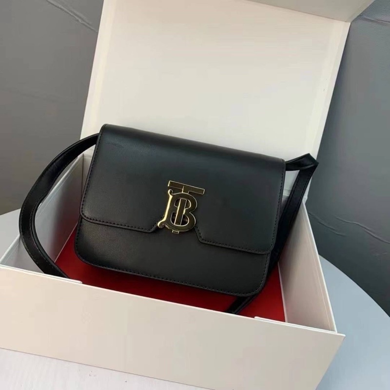 NEW BURBERRY SMALL LEATHER TB BAG🖤🖤