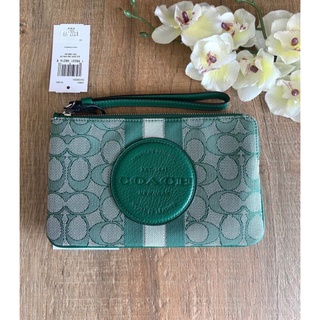 แท้💯% Coach C8841 Dempsey Large Corner Zip Wristlet ส่งฟรีค่ะ