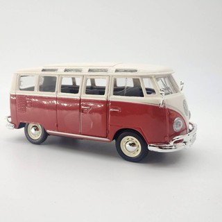 รถโมเดล คันแดง volkswagen van samba ท้ายรถและประตูเปิดได้ maisto31956 1:24